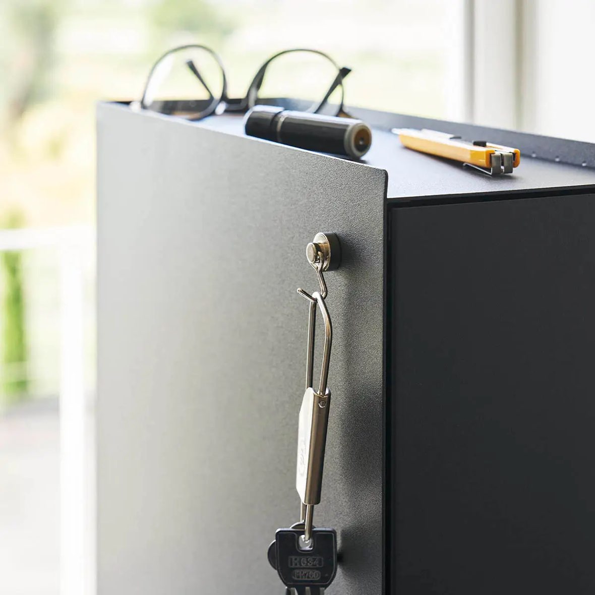 M*R様 箪笥 山崎実業株式会社 TOWER カクセルヒキダシシュウノウ WH 1428